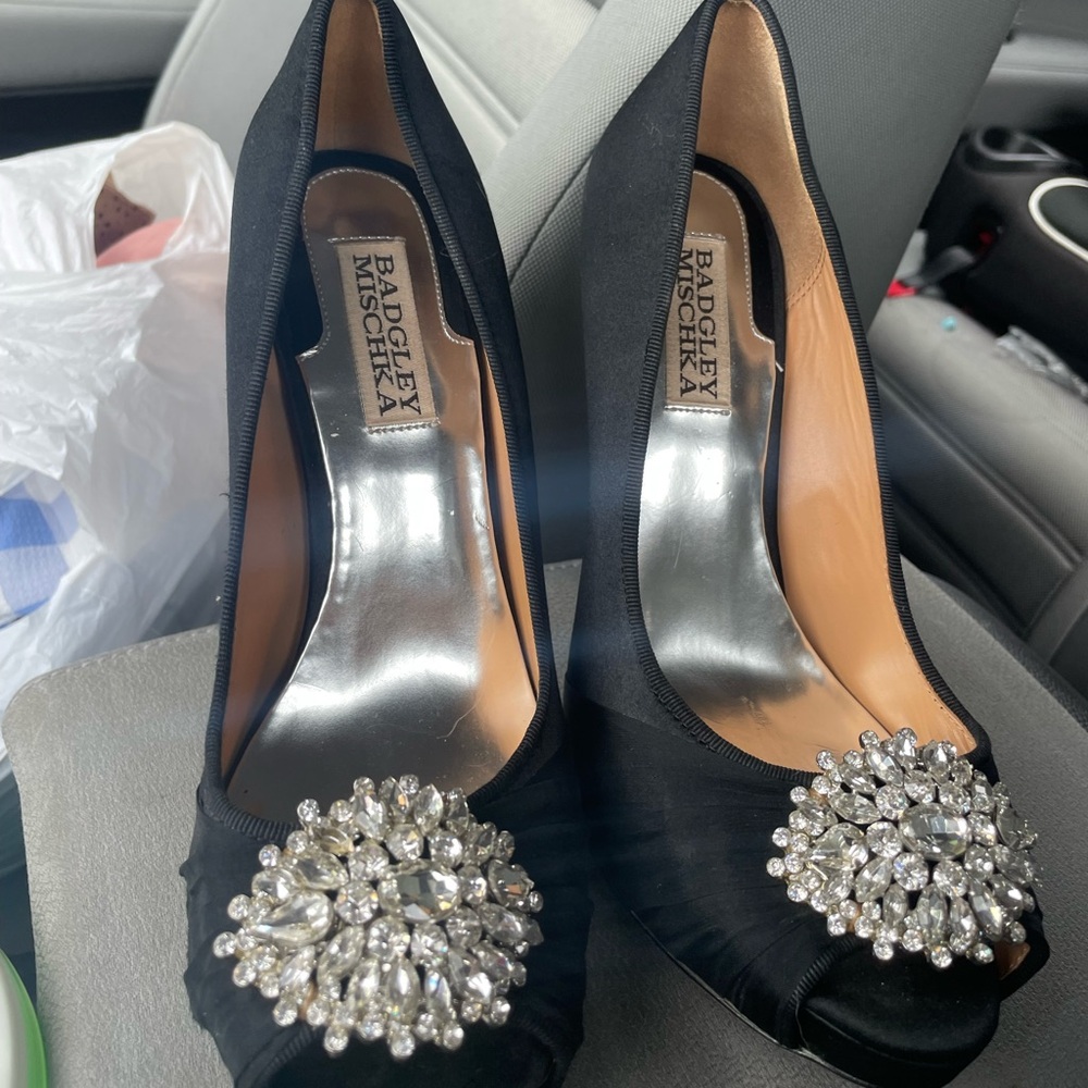 Badgley mischka heels